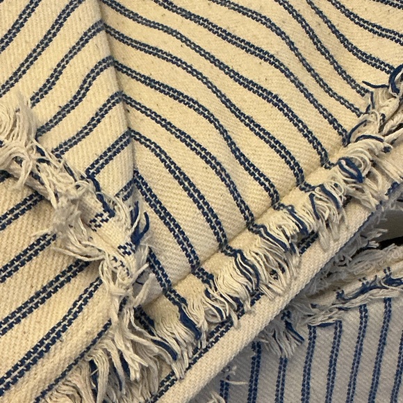 Pair of Crate & Barrel Accent Pillows - Picture 6 of 9